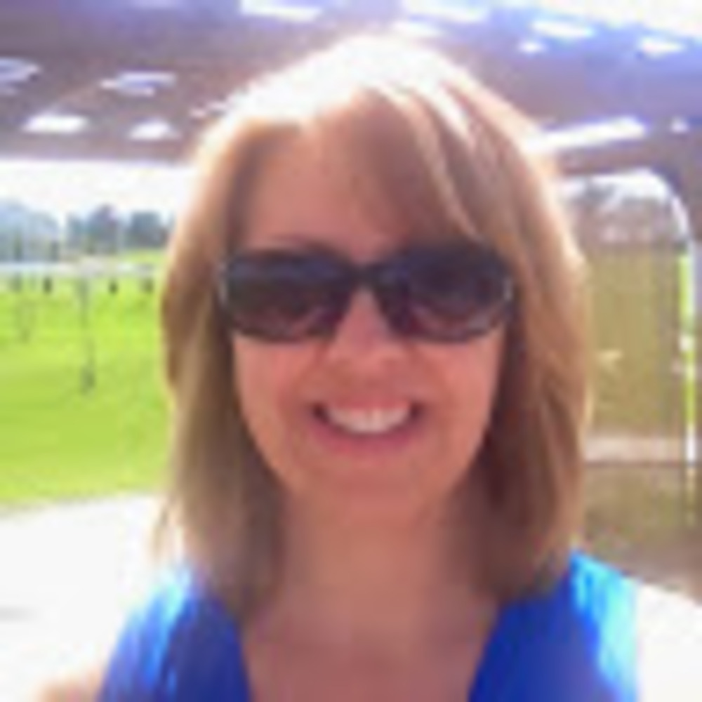 Meet your Posher, Carrie